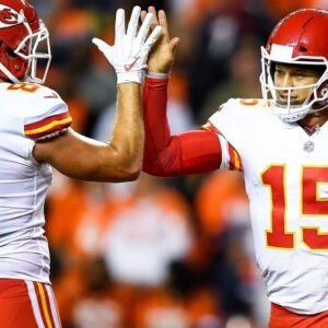 Mahomes and Kelce Make Stylish Entrance for Chargers Showdown - Thumbnail