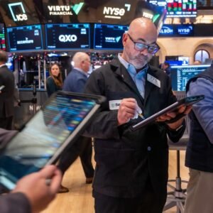 PCE Report Shows Key Economic Indicators Ahead of Fed Meeting - Thumbnail