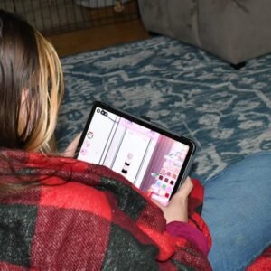 Roblox Lawsuits Spark Concerns Over Child Safety Online - Thumbnail