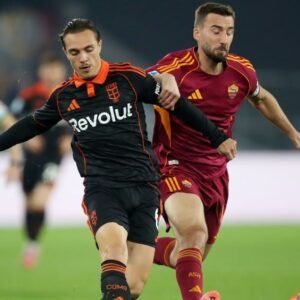 Roma Draws with Como in Tense Serie A Clash - Thumbnail