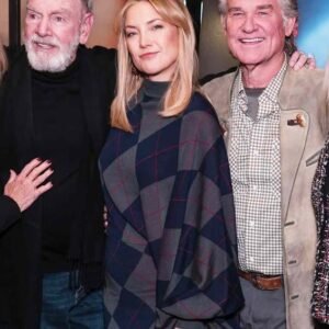 Kate Hudson Brings Family to ‘Song Sung Blue’ Screening Event - Thumbnail