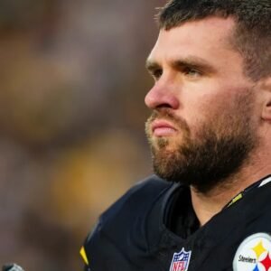 T.J. Watt Hospitalized: Steelers Star’s Status in Doubt for Week 15 - Thumbnail