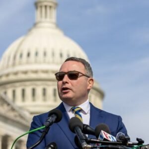 Alexander Vindman Announces Florida Senate Run to Challenge Trump Influence - Thumbnail