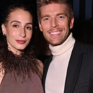 Amanda Batula and Kyle Cooke: A Split After Four Years of Marriage - Thumbnail