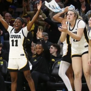 Iowa Enters AP Top 10 Basketball Rankings for the First Time in Two Years - Thumbnail