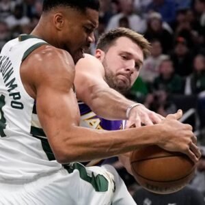 Lakers Host Bucks: Key Matchup Preview for Fans - Thumbnail