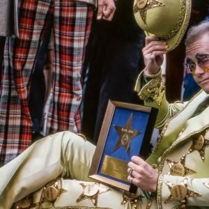 Elton John: Celebrating His Iconic Career Through Stunning Photographs - Thumbnail
