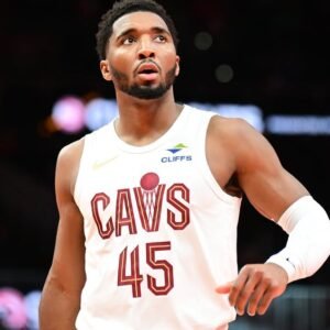 LeBron James Returns to Cleveland: Reflecting on Past Glory - Thumbnail