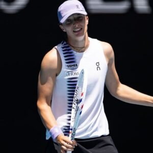 Serena Williams: The Call for Privacy in Tennis Surfaces - Thumbnail