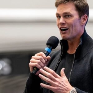 Tom Brady Delivers Masterclass on Throwing Footballs in the Wind - Thumbnail