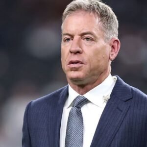Troy Aikman Joins Dolphins as Consultant for GM Search - Thumbnail