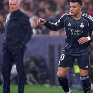 Real Madrid Faces Benfica in Thrilling UEFA Champions League Playoff - Thumbnail