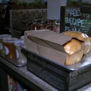 Last-Minute Shopping Rush in NC Before Winter Storm Hits - Thumbnail