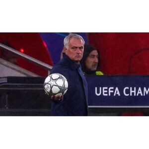 Benfica vs. Real Madrid: Champions League Clash Heats Up - Thumbnail