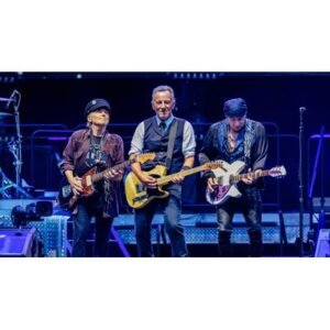 Bruce Springsteen Announces ‘Land of Hope and Dreams’ U.S. Tour - Thumbnail