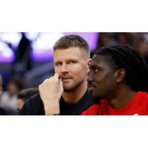 Kristaps Porziņģis Set to Debut for Warriors Against Celtics - Thumbnail