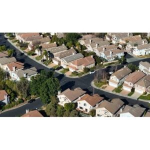 Mortgage Rates Drop Below 6%: What It Means for Homebuyers - Thumbnail