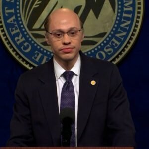 SNL Cold Open: Pete Davidson Pokes Fun at Border Czar - Thumbnail