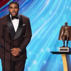 Bobby Wagner Honored as Walter Payton NFL Man of the Year 2025 - Thumbnail