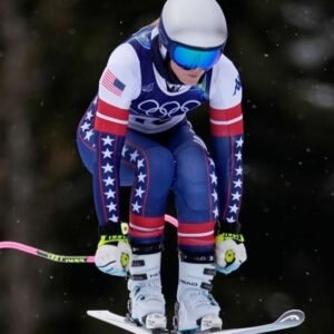 Lindsey Vonn Set to Compete in Olympic Downhill Race - Thumbnail
