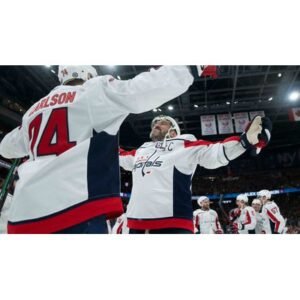 Ovechkin Reflects on Carson Trade Impact on Anaheim Ducks - Thumbnail