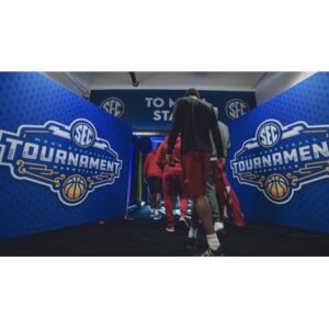 Arkansas Basketball Poised for SEC Tournament Quarterfinal Clash - Thumbnail