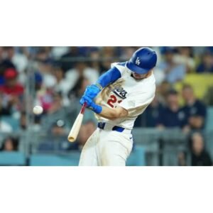 Dodgers Shine in Opening Day Victory Against Diamondbacks - Thumbnail