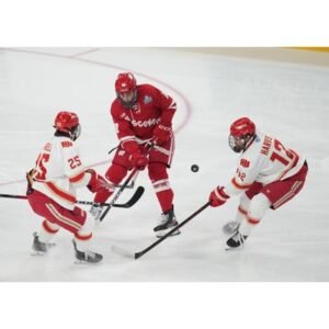 Badger Hockey Score: Denver Triumphs in 2026 Frozen Four - Thumbnail