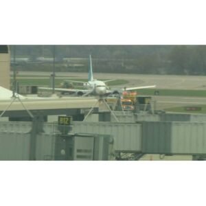 Breaking: United Flight Diverted to Pittsburgh Over Bomb Threat - Thumbnail