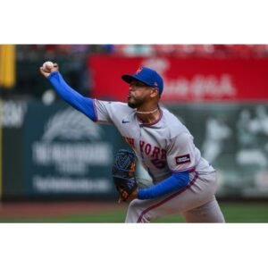 Mets on the Brink: Can They Overcome the Struggle Against the Chicago Cubs? - Thumbnail