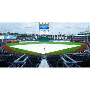 Christian Yelich: Brewers’ Star in Action Amidst Rain Delays - Thumbnail