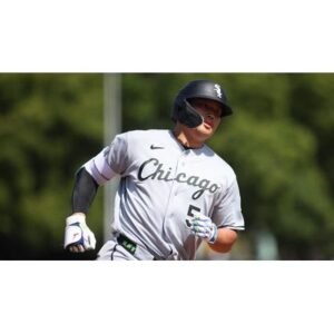 Torey Lovullo Sends Personal Message to Rising Star Munetaka Murakami - Thumbnail