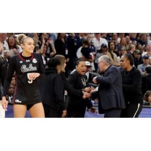 Geno Auriemma Apologizes for Outburst Against South Carolina - Thumbnail
