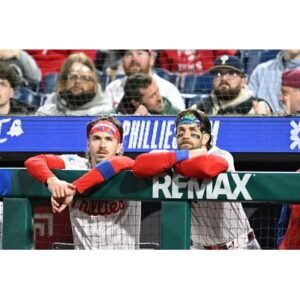 Breaking: Phillies Dominate Giants in Historic Shutout Win - Thumbnail