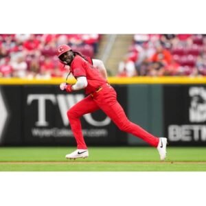 Giants vs Reds: A Competitive Showdown in Cincinnati - Thumbnail