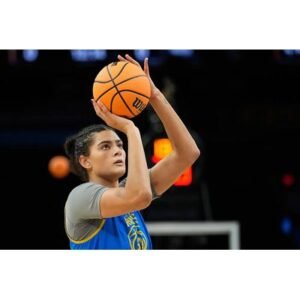 Lauren Betts Shines as UCLA Bruins Aim for NCAA Glory - Thumbnail