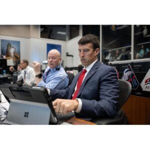 Moon Tonight: Witness the Wonders of Artemis II and Lunar Exploration - Thumbnail