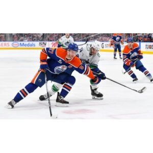 Connor McDavid Dominates NHL Scores with Historic Finale Performance - Thumbnail
