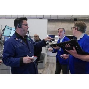 Breaking: S&P 500 Reaches New Heights Amid Market Rally - Thumbnail