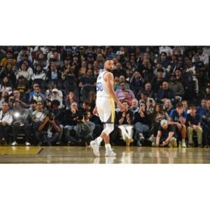 Stephen Curry’s Return Sparks Hope for Warriors’ Playoff Push - Thumbnail