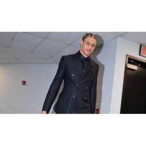 Spurs Define Style and Performance in Playoff Opener Against Trail Blazers - Thumbnail