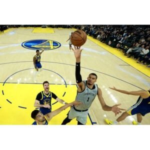 Victor Wembanyama: The Future Superstar of the NBA - Thumbnail