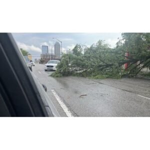 Severe Storms Hit Indianapolis: Tornado Warnings and Power Outages - Thumbnail