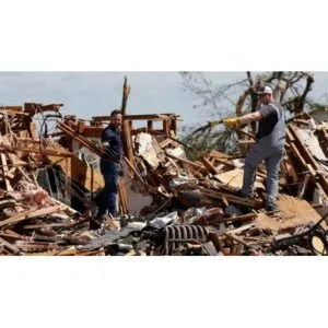 Severe Weather Strikes Midwest: Tornadoes and Storms Threaten St. Louis - Thumbnail