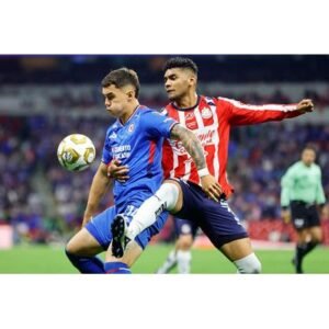 Cruz Azul Faces Chivas in Intense Semifinal Showdown - Thumbnail