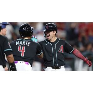 Cubs and Diamondbacks Face Off: What to Expect This Weekend - Thumbnail