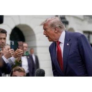 Dow Jones Surges to New Heights Amid Market Reactions - Thumbnail
