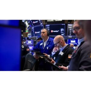 Dow Jones Industrial Average Climbs Amid Market Volatility - Thumbnail