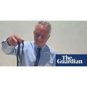 RFK Jr’s Shocking Snake Encounter in Florida Goes Viral - Thumbnail