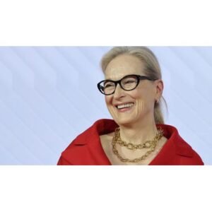 Meryl Streep Reveals Behind-the-Scenes Secrets with Goldie Hawn - Thumbnail